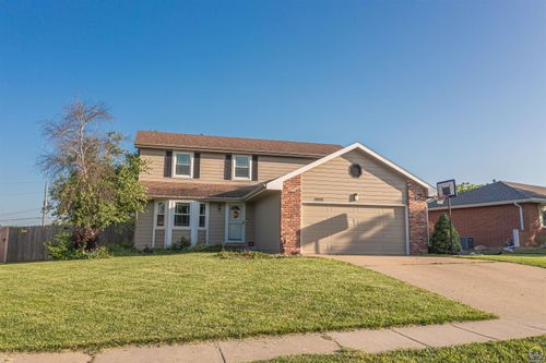 3905 Sw 43rd St, Topeka, KS, 66610 | Card Image