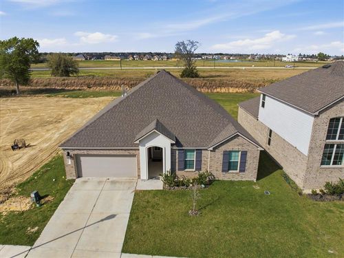 3016 N Ridge Rd, Lake Charles, LA, 70607-4332 | Card Image