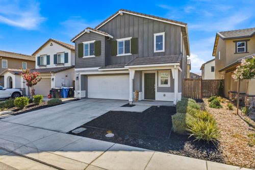 475 Half Dome Drive, Manteca, CA, 95337 | Card Image