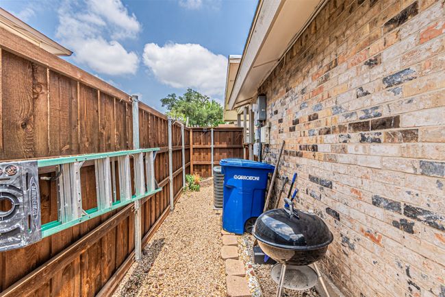 2654 Via Catalina, Townhouse with 3 bedrooms, 2 bathrooms and null parking in Carrollton TX | Image 24