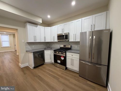 2061 Granite St, PHILADELPHIA, PA, 19124-2107 | Card Image