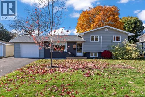 601 Av Charline, Dieppe, NB, E1A1C7 | Card Image