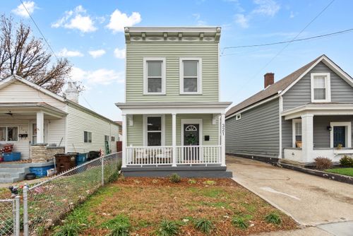 321 Union St, Bellevue, KY, 41073-1022 | Card Image