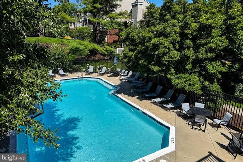 1700 Ascot Way, RESTON, VA, 20190-3449 | Card Image