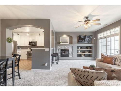 811-431 Black Feather Loop, Castle Rock, CO, 80104-8017 | Card Image