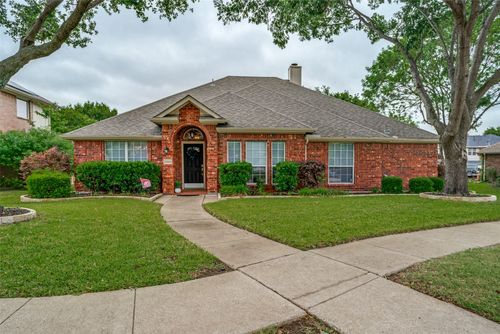 1302 Woodmoor Dr, Allen, TX, 75013-7002 | Card Image