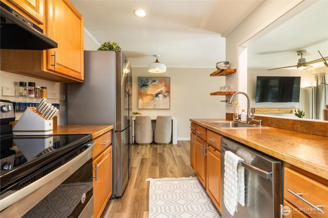 UNIT-431 - 19428 Aurora Ave N, Condo with 1 bedrooms, 1 bathrooms and 1 parking in Shoreline WA | Image 7