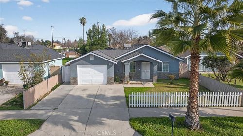 705 S C St, Madera, CA, 93638-4828 | Card Image