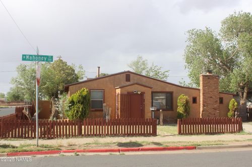 322 W Mahoney St, Winslow, AZ, 86047-2634 | Card Image
