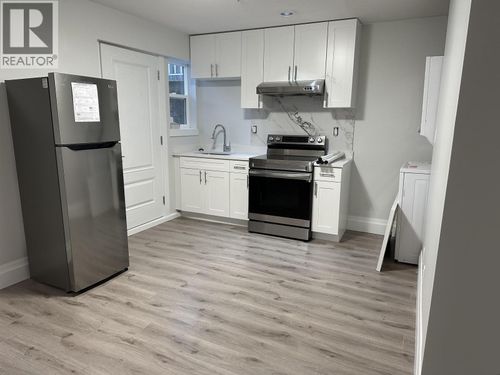 2000 W 48th Avenue, Vancouver, BC, V6M2P4 | Card Image