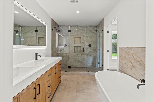 2823 Stetson Ln, House other with 3 bedrooms, 2 bathrooms and 2 parking in Houston TX | Image 21