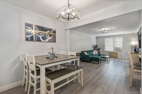 apt-333-110 71st Ave, Forest Hills, NY, 11375-4533 | Card Image