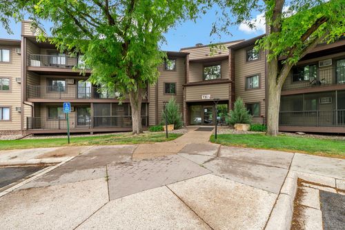 210-7301 W 101st St, Bloomington, MN, 55438-2192 | Card Image