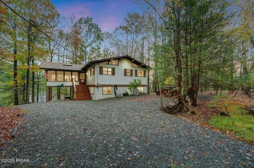 1013 Arrowhead Ct, Lake Ariel, PA, 18436-8006 | Card Image