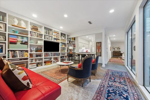 unit-55-10 S Briar Hollow Ln, Houston, TX, 77027-2894 | Card Image