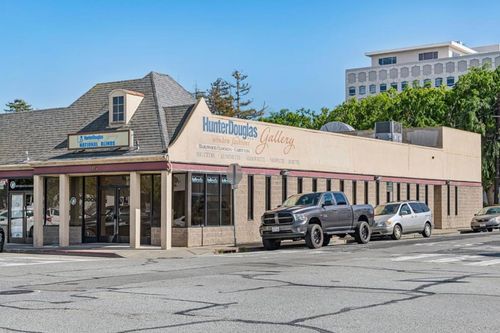 35 W 25th Ave, San Mateo, CA, 94403-2236 | Card Image