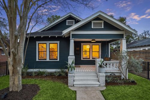 1135 Walling St, Houston, TX, 77009-3652 | Card Image