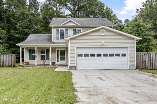 624 Walnut Dr, Jacksonville, NC, 28540-9076 | Card Image