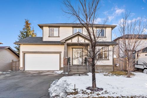 63 Besse Ave Nw, Langdon, AB, T0J1X2 | Card Image