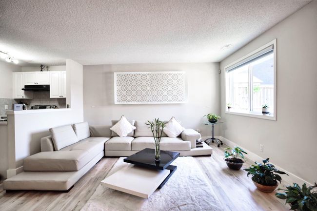 1 - 1823 35 Street Se, Home with 2 bedrooms, 2 bathrooms and 1 parking in Calgary AB | Image 5