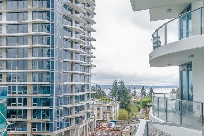 604 - 1500 Martin St, Condo with 2 bedrooms, 2 bathrooms and 2 parking in White Rock BC | Image 14