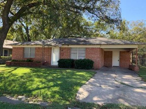 484 Everett St, Stephenville, TX, 76401-3304 | Card Image