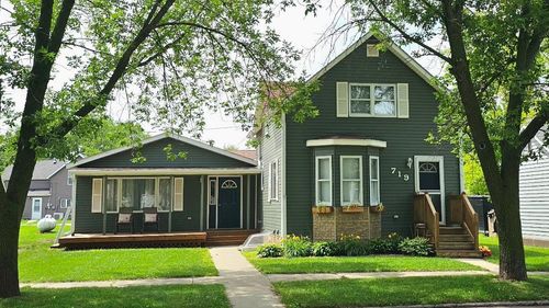 719 W 4th St, Graceville, MN, 56240-7726 | Card Image