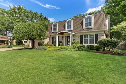 710 Fairlawn Ave, Libertyville, IL, 60048-3112 | Card Image