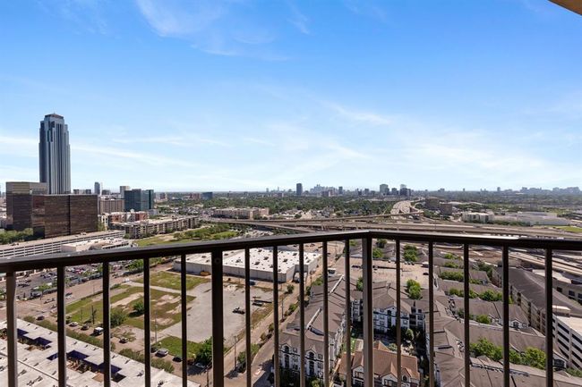 APT-2404 - 3350 Mccue Rd, Condo with 3 bedrooms, 3 bathrooms and 2 parking in Houston TX | Image 20