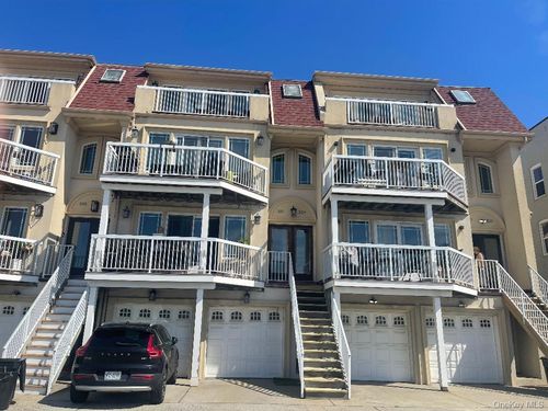 329 W Broadway, Long Beach, NY, 11561-3936 | Card Image