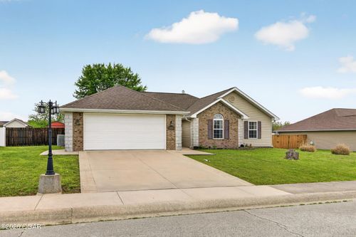 1786 Pierce Ln, Neosho, MO, 64850-9660 | Card Image