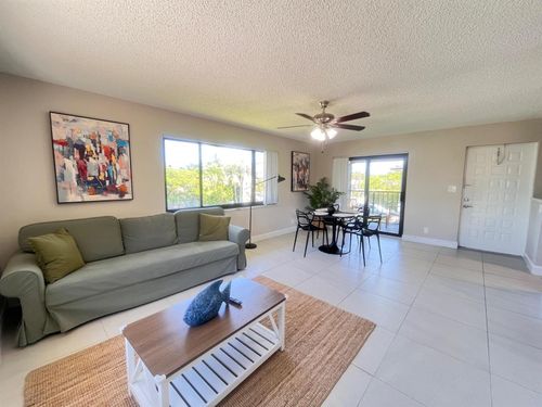 6499 Ne 7th Avenue, Boca Raton, FL, 33487 | Card Image