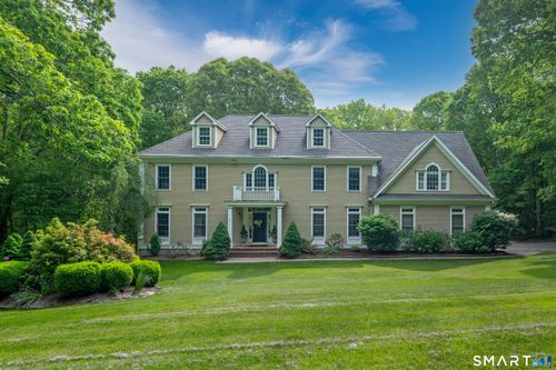 7 Caleb Ct, Guilford, CT, 06437-2298 | Card Image