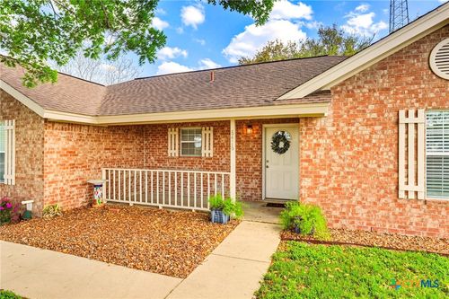 8416 Fm 541 E, Stockdale, TX, 78160-6557 | Card Image