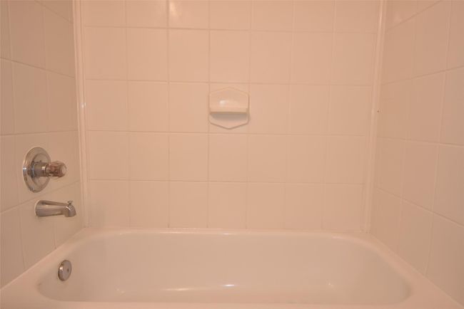 22811 Twisting Pine Dr, House other with 4 bedrooms, 2 bathrooms and 2 parking in Spring TX | Image 19