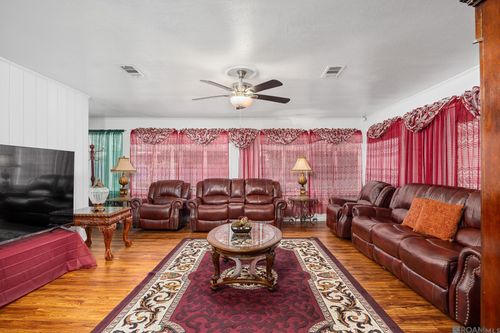 1275 E Riveroaks Dr, Baton Rouge, LA, 70815-4159 | Card Image