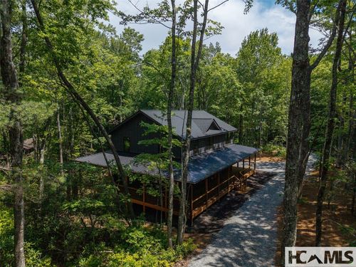 365 Cherokee Cir, Lake Toxaway, NC, 28747-8760 | Card Image