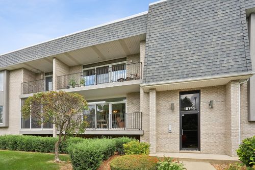 1w-15745 Ravinia Ave, Orland Park, IL, 60462-4503 | Card Image