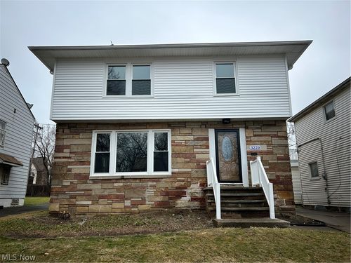 3229 Livingston Rd, Cleveland, OH, 44120-3242 | Card Image