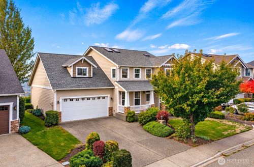10705 176th Ave E, Bonney Lake, WA, 98391-5118 | Card Image