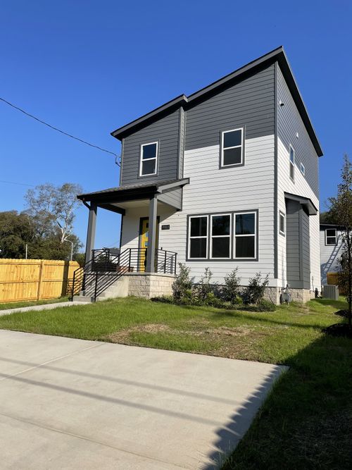 2520 Delk Ave, Nashville, TN, 37208-1917 | Card Image