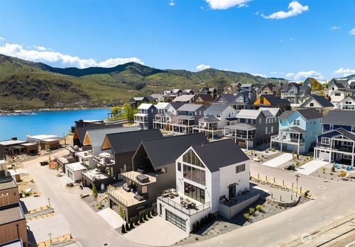 1302 Dragonfly Ln, Chelan, WA, 98816 | Card Image