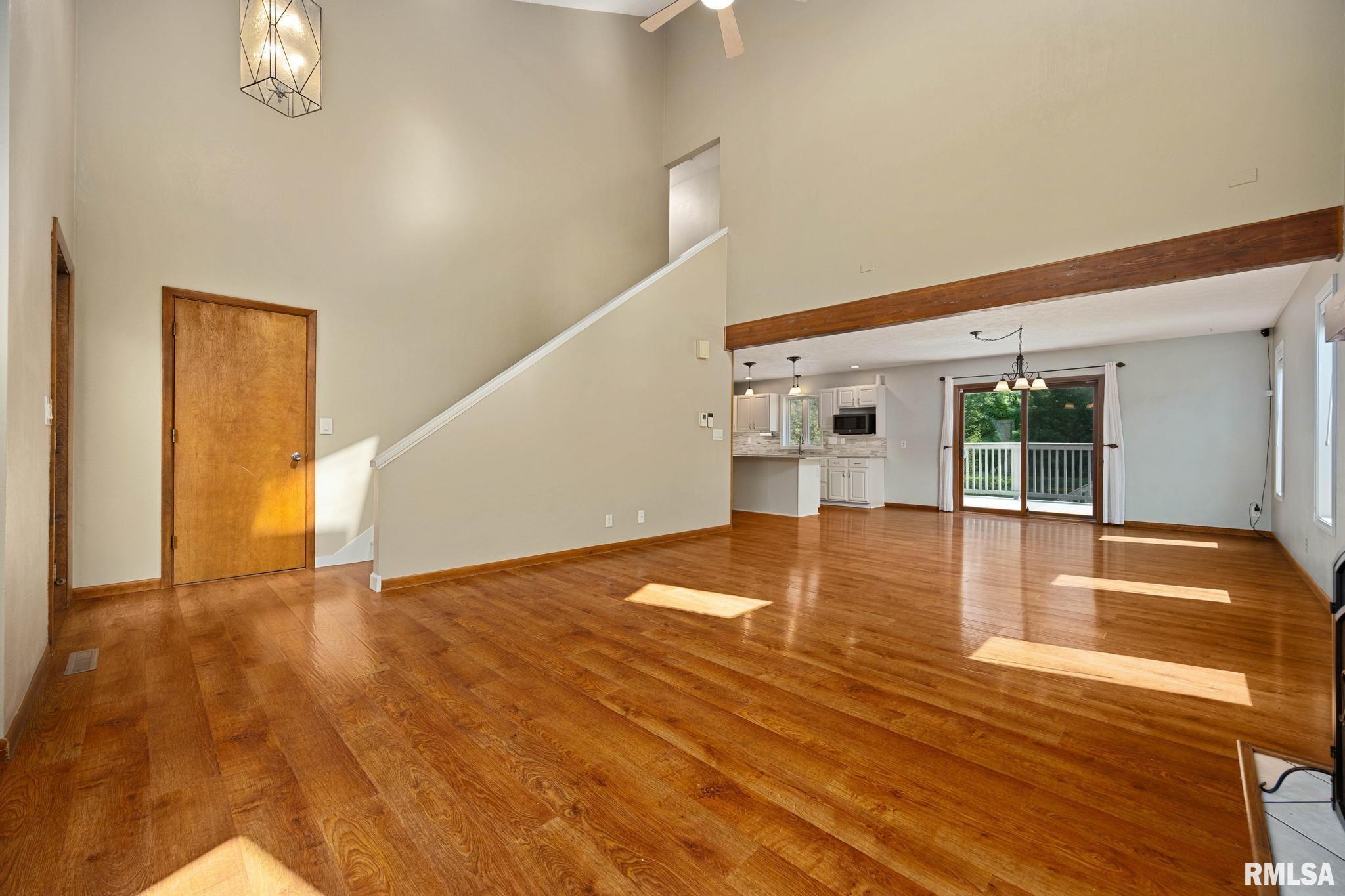 Residential in Germantown Hills 5
