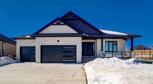 311 Orr St, Stratford, ON, N5A0J7 | Card Image