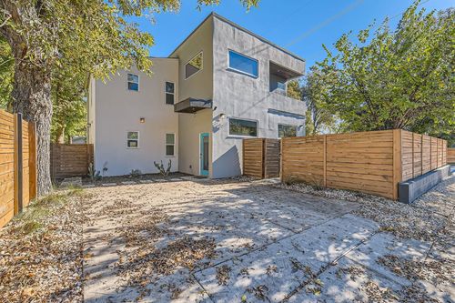 1600 Holly St, Austin, TX, 78702-5422 | Card Image