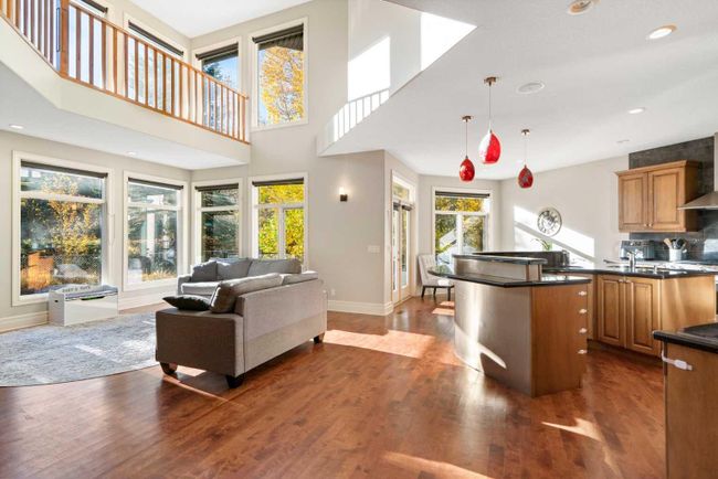 75 Hamptons Close Nw, Home with 5 bedrooms, 3 bathrooms and 4 parking in Calgary AB | Image 10
