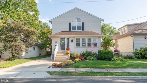 152 E Oakland Ave, HADDON TOWNSHIP, NJ, 08107-1214 | Card Image