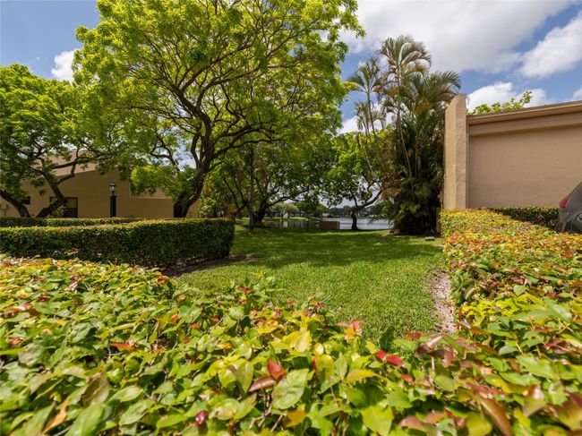280 - 1424 Nw 97 Th Ter, Townhouse with 2 bedrooms, 3 bathrooms and null parking in Pembroke Pines FL | Image 29