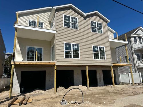 4-121 E Maple Ave, WILDWOOD, NJ, 08260-4928 | Card Image