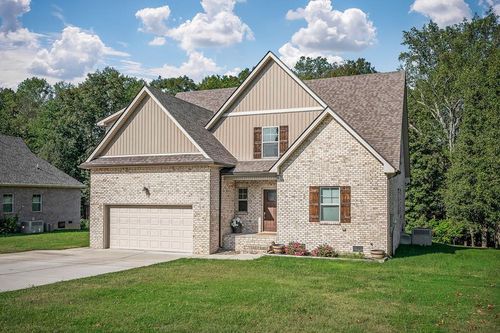158 Briarwood Ln, Smithville, TN, 37166-8415 | Card Image